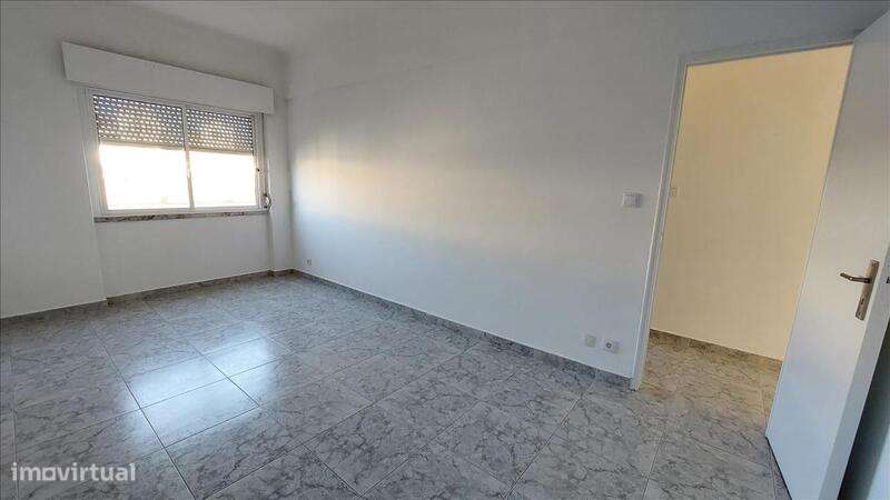 Apartamento em Sintra, Algueirão-Mem Martins - Grande imagem: 4/13