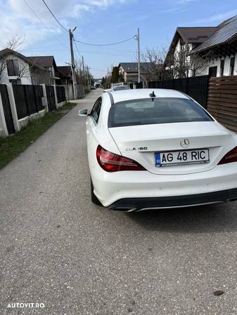 Mercedes-Benz CLA 180 7G-DCT StreetStyle - 5