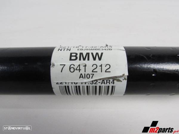 Transmissão Direito/Trás Seminovo/ Original BMW i3 (I01) 33207641212 - 3