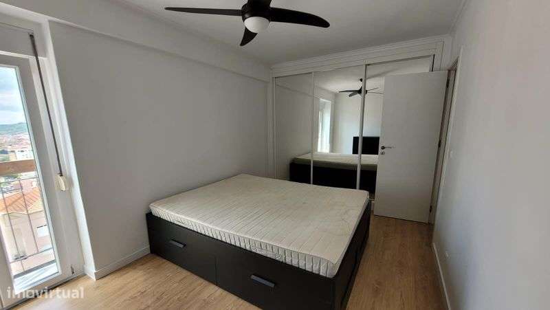 Amplio T3 com 2 casas de banho 7 minutos do Metro - Grande imagem: 4/12