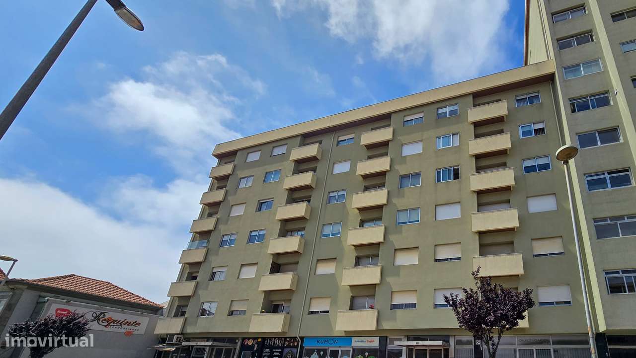 T3 remodelado na Rua do Godinho, Matosinhos com 153m²-14