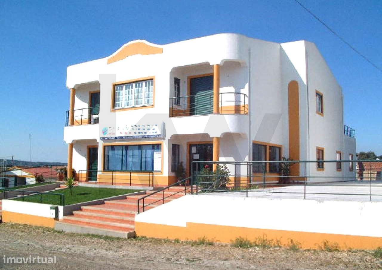 Moradia/Prédio com 3 Pisos, Ponte de Sor - Grande imagem: 5/34