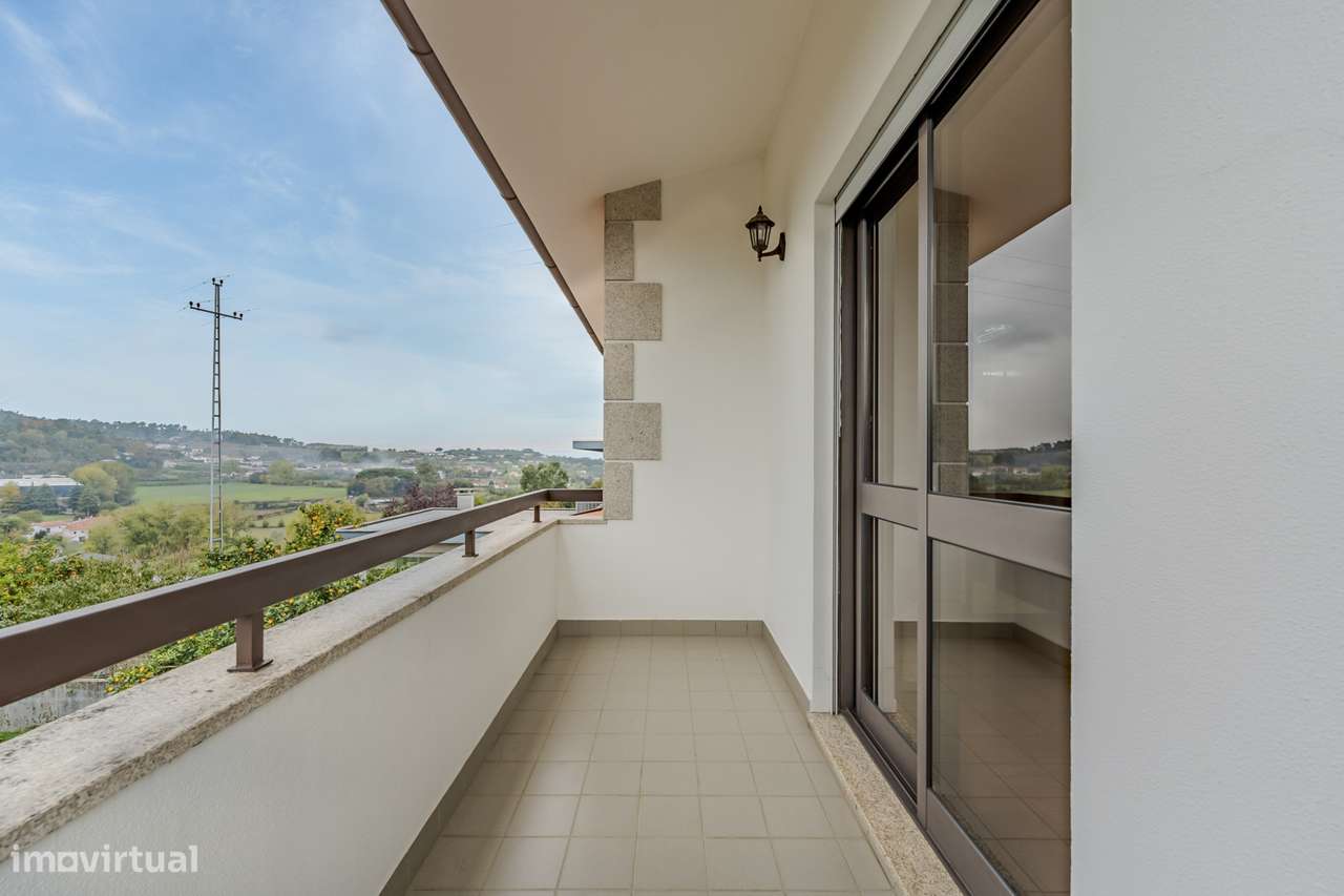 Moradia T4 para venda em Gondizalves, Braga-28