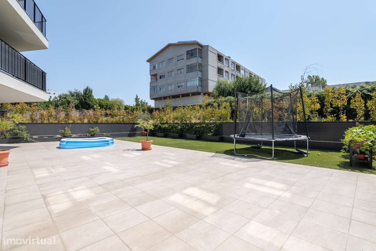 Apartamento T3 com terraço, Porto-30