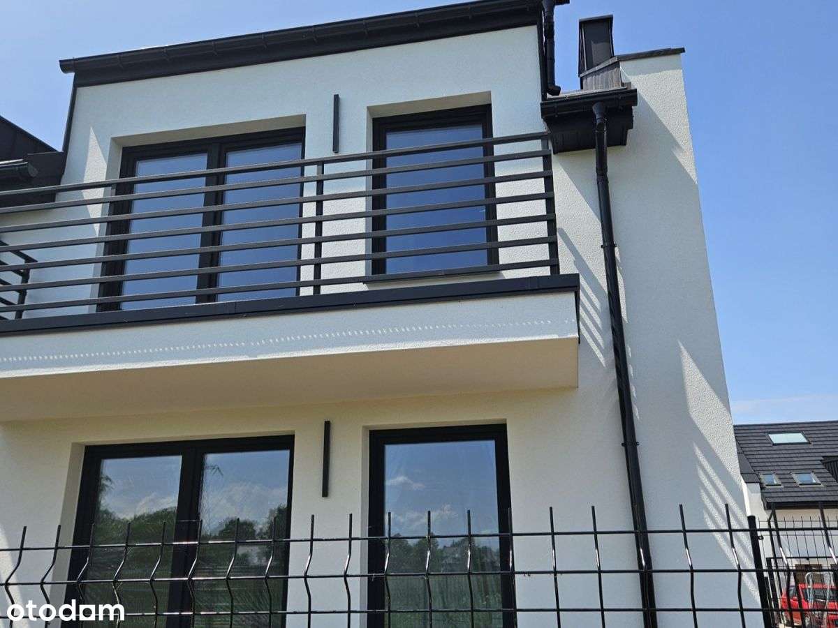 Dwupoziomowe, z miejscem postojowym , ogródkiem-2