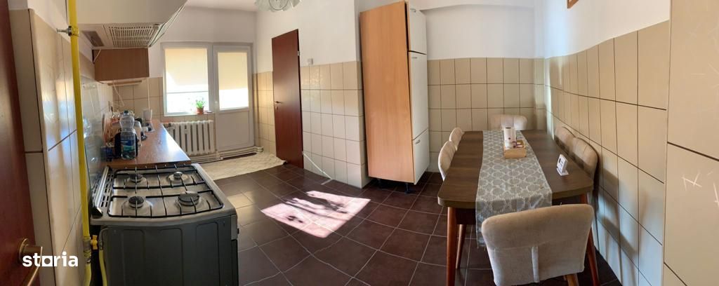 Vand apartament 5 camere cu scara interioara Deva, etaj 4 si 5, 151 mp