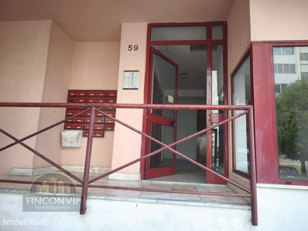 Apartamento T3 Monte de Caparica,Almada-5