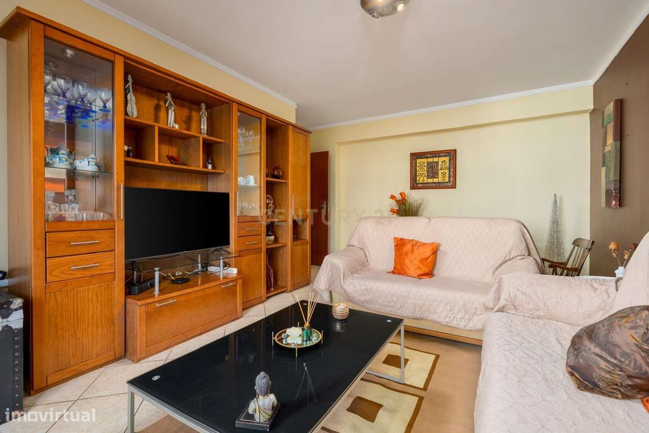 T2 de 117m² com varanda e elevador - Olhão - Grande imagem: 2/18