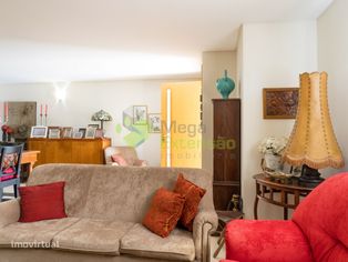 Apartamento T4 Duplex | Situado no Centro de Cadaval, com terraço e... - Grande imagem: 3/60