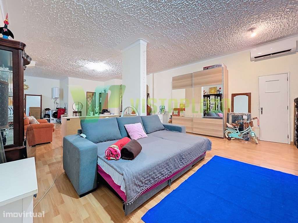 Loja para Investimento em Portimão com Potencial de Conversão em Ap... - Grande imagem: 3/23