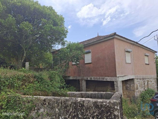 Casa / Villa T4 em Moreira de 275,00 m2-0