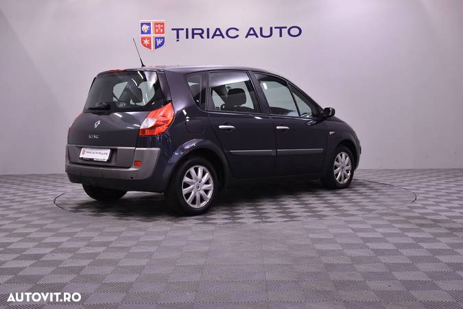 Renault Scenic - 5