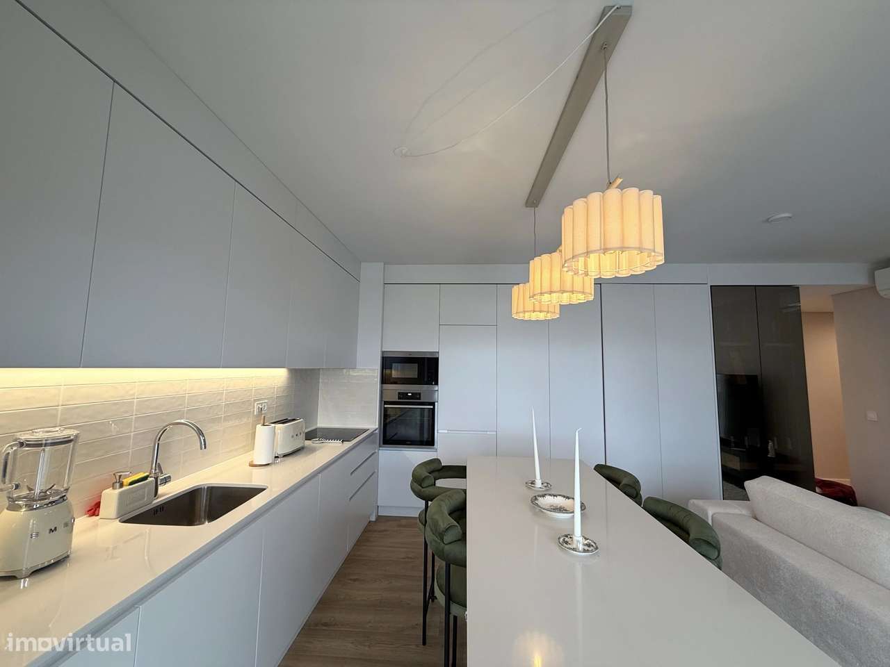 T2 SUITE, PISCINA, VARANDA, GARAGEM - Grande imagem: 4/31