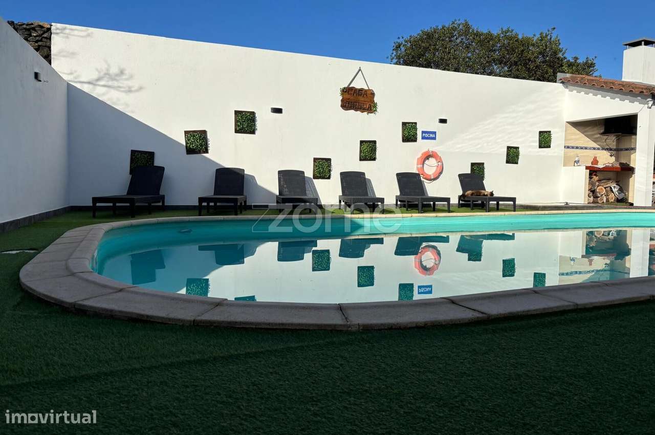 Moradia T4 com Licença AL e Espaços Versáteis – Excelente Oportunid...-25