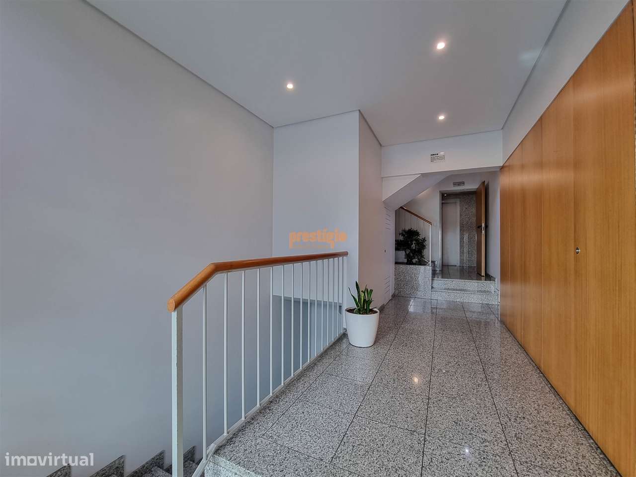 Apartamento T2 Arrendamento em Nogueira, Fraião e Lamaçães,Braga - Grande imagem: 2/27