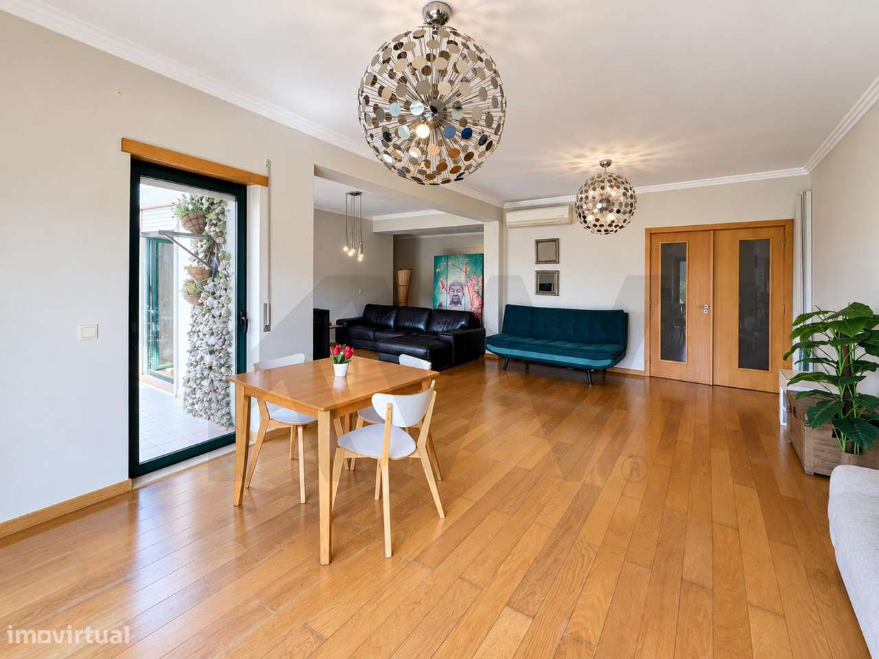 Apartamento Duplex T3+3 em Belas | Amplo, Luminoso e com Vista Desafog-3