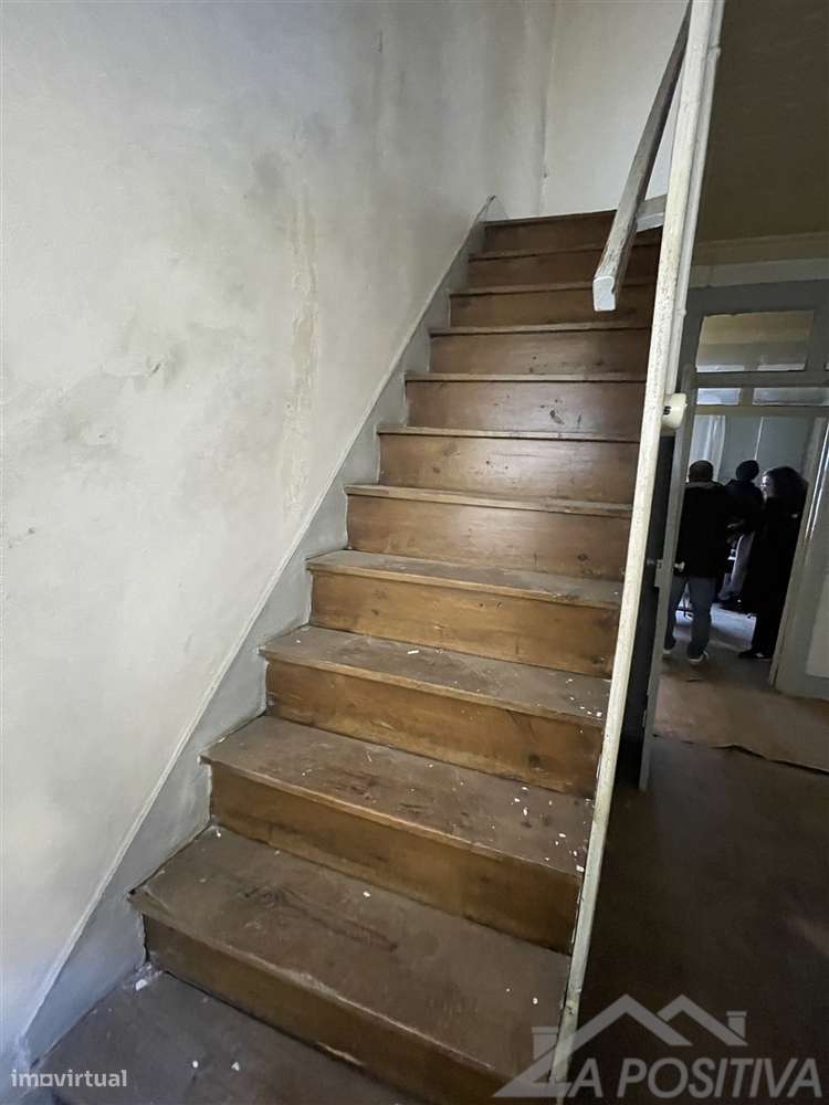 Moradia para Restaurar T3 Venda em Arcozelo,Gouveia-28