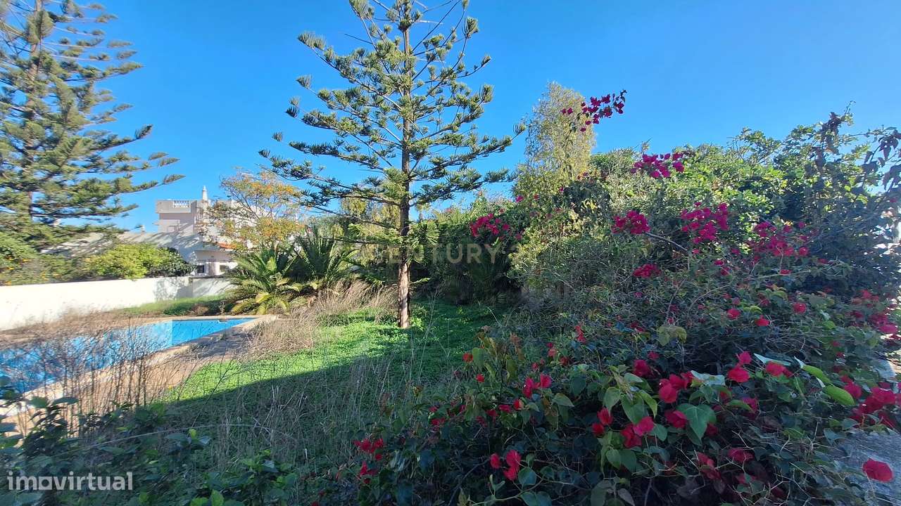 Terreno com projecto aprovado em Albufeira na zona do Pateo com 791m2 - Grande imagem: 2/5