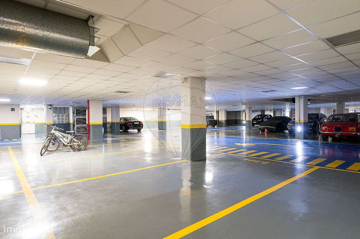 Garagem  para arrendamento - Grande imagem: 3/8