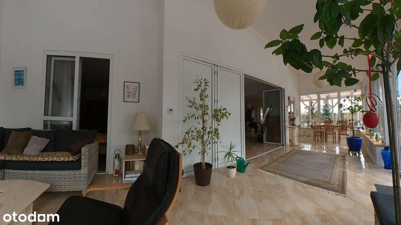 Przestronny dom z 6 pokojami w cichej okolicy-6