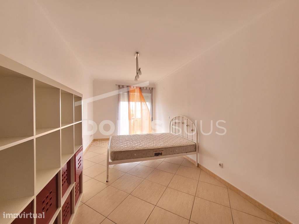 Apartamento T3 em ótimo estado-12