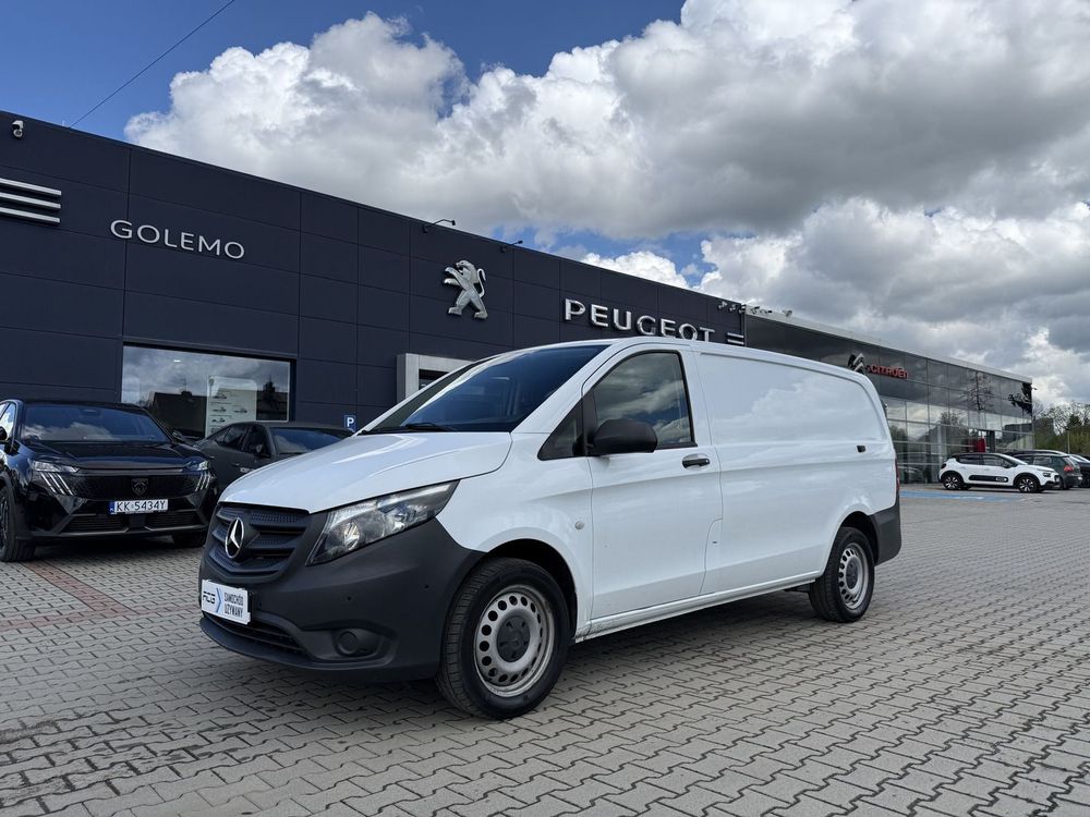 Mercedes-Benz Vito*Blaszak*4X4*Automat*3 osobowy*Long*FV 23%*Kamera*