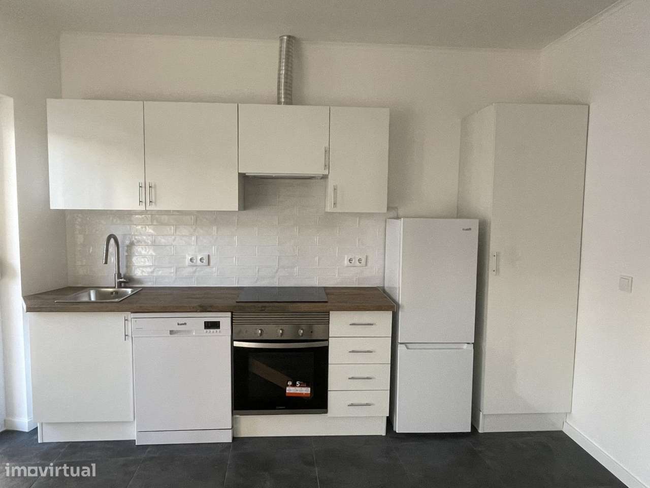 T1 luminoso em Arroios prédio com elevador - Grande imagem: 2/18