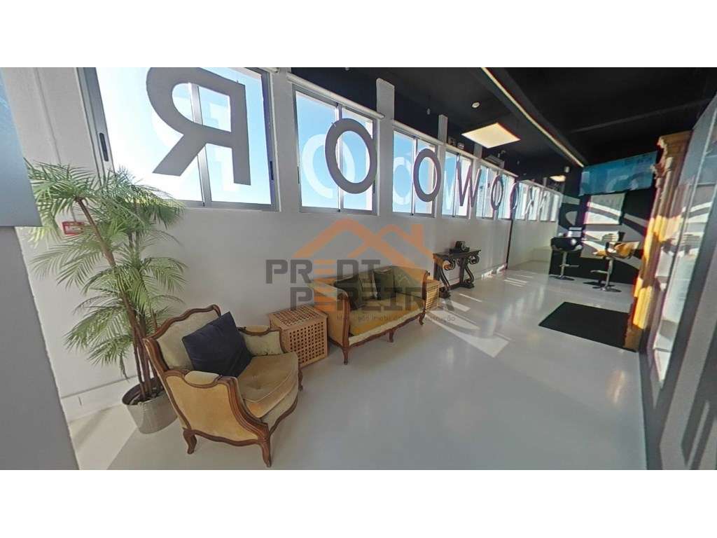 Sala para 36 pessoas, em Marvila. - Grande imagem: 4/13