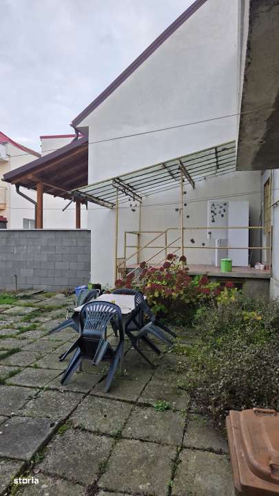 Casa cu etaj in zona semicentrala-2