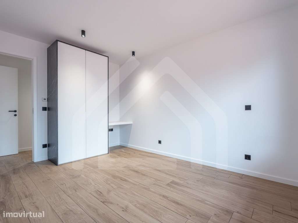 Apartamento T2 | Novo| Quinta da Portela-13