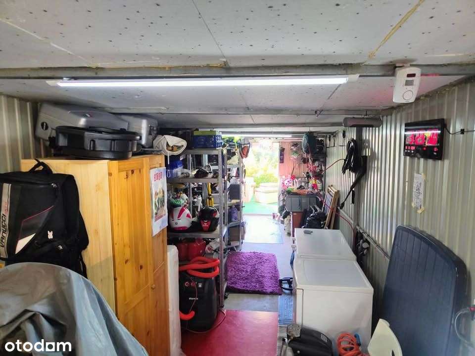 Bezczynszowy dom z garażem i fotowoltaiką-13