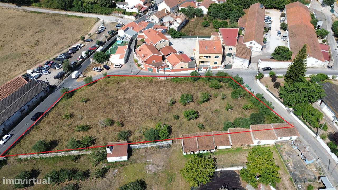 Excelente oportunidade de investimento – Terreno para construção de 6 - Grande imagem: 4/13