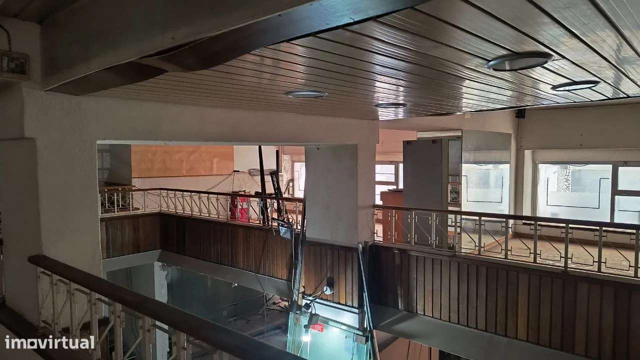 Prédio para Recuperar na Baixa de Coimbra-7