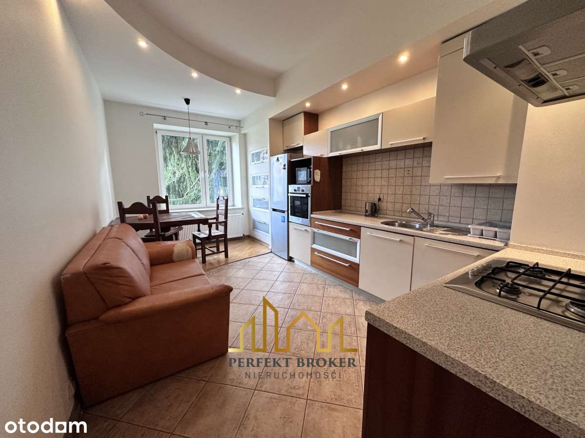 Mieszkanie w sercu Miasteczka Akademickiego!-7