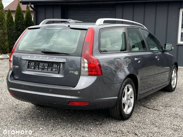 Volvo V50 D2 Summum - 18