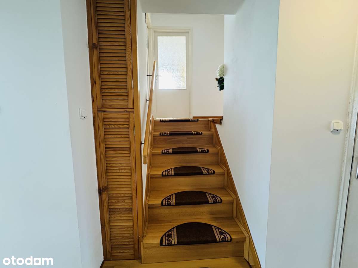 Urokliwy dom z ogrodem u podnóża Ślęży – Sobótka, ul. Słowiańska - Pełny obrazek: 5/16