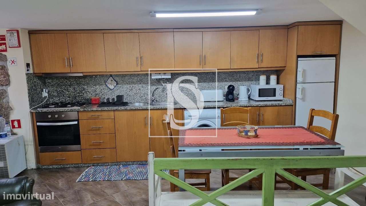 Vivenda Rústica T2- Renovada para venda em Salamonde Vieira do Minho-11