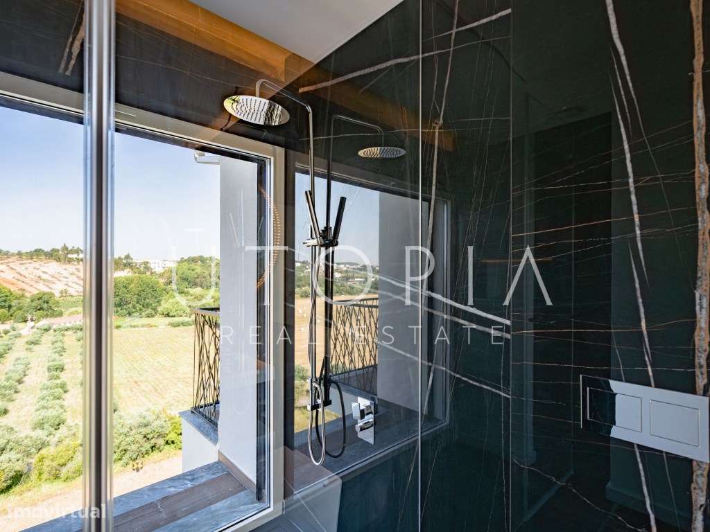 Vila Mosteiro - Condomínio fechado com 9 moradias de alto padrão na... - Grande imagem: 5/47