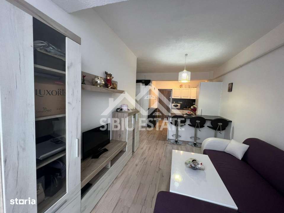 Apartament de vanzare, 2 camere mobilat utilat, bloc cu lift-5