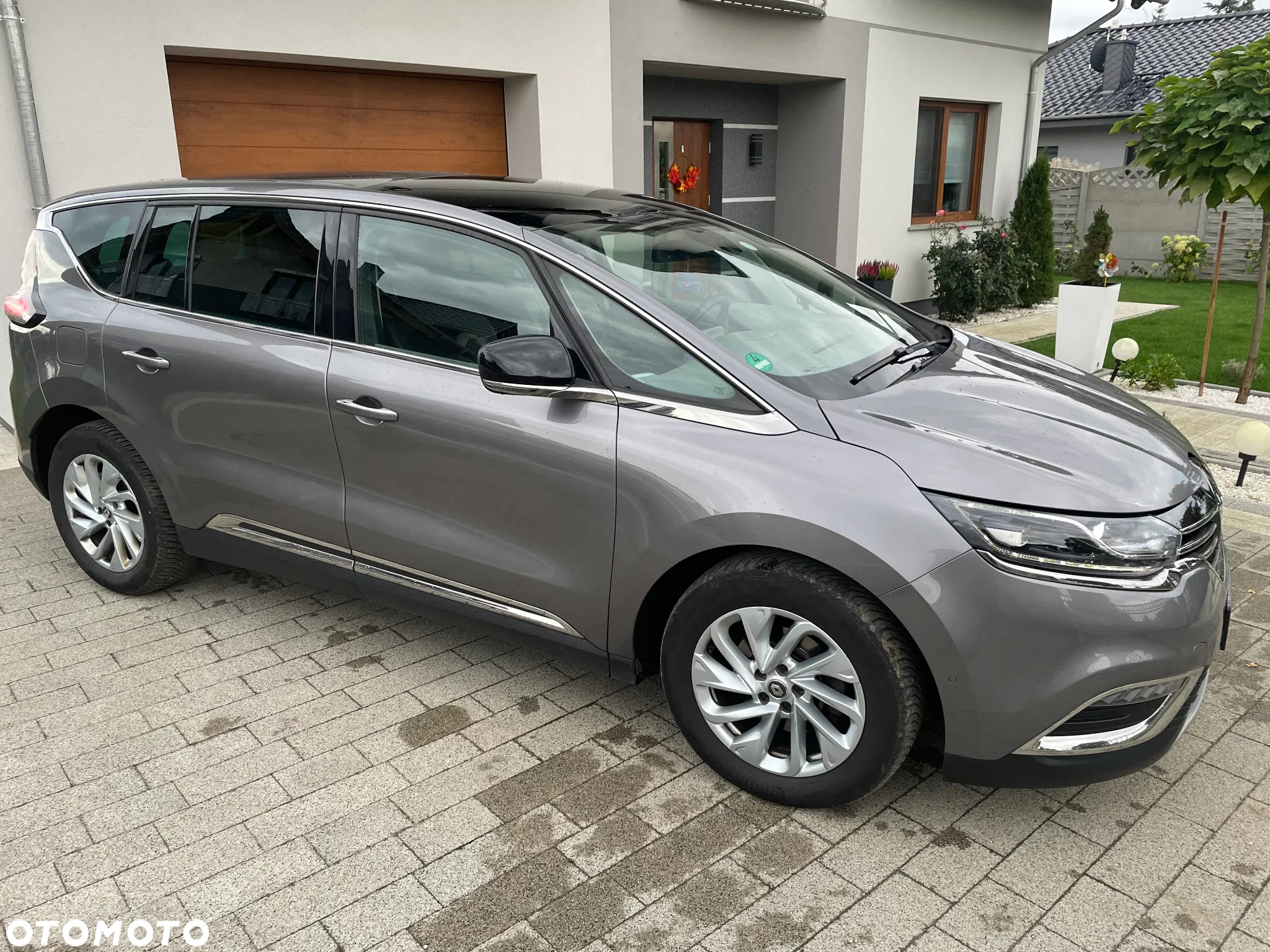 Renault Espace 1.6 dCi Energy Initiale Paris EDC 7os - 23