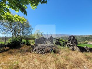 Ruína em Terreno de 1500 m2 em Felgueiras, Fortunho, Vila Real - Grande imagem: 5/21