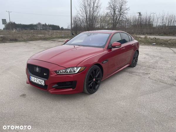 Jaguar XE - 2