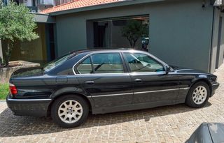 BMW 725