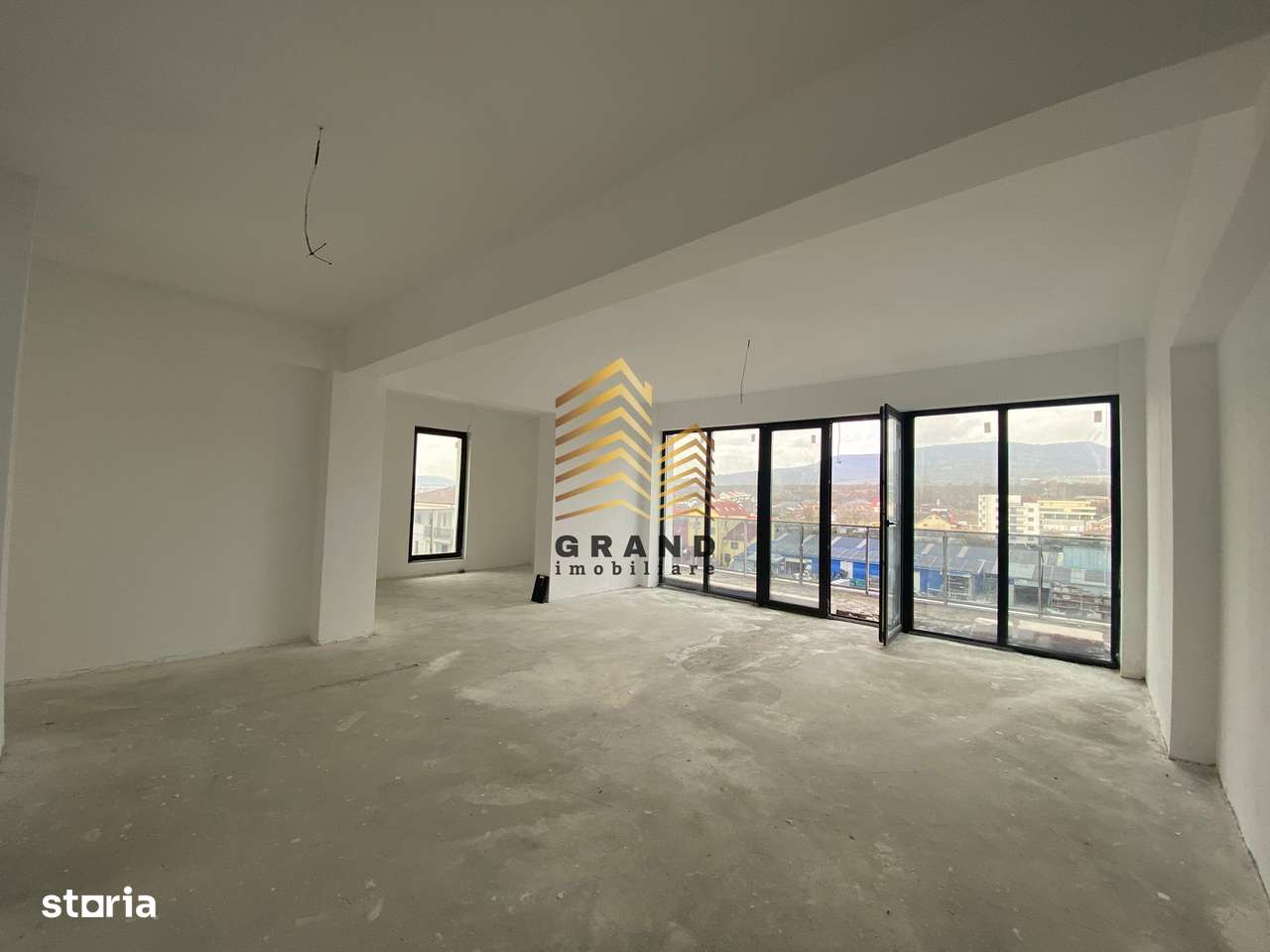 APARTAMENT 4 CAMERE | DECOMANDAT | ZONA RESTAURANT GIULIA - Imagine principală: 4/19