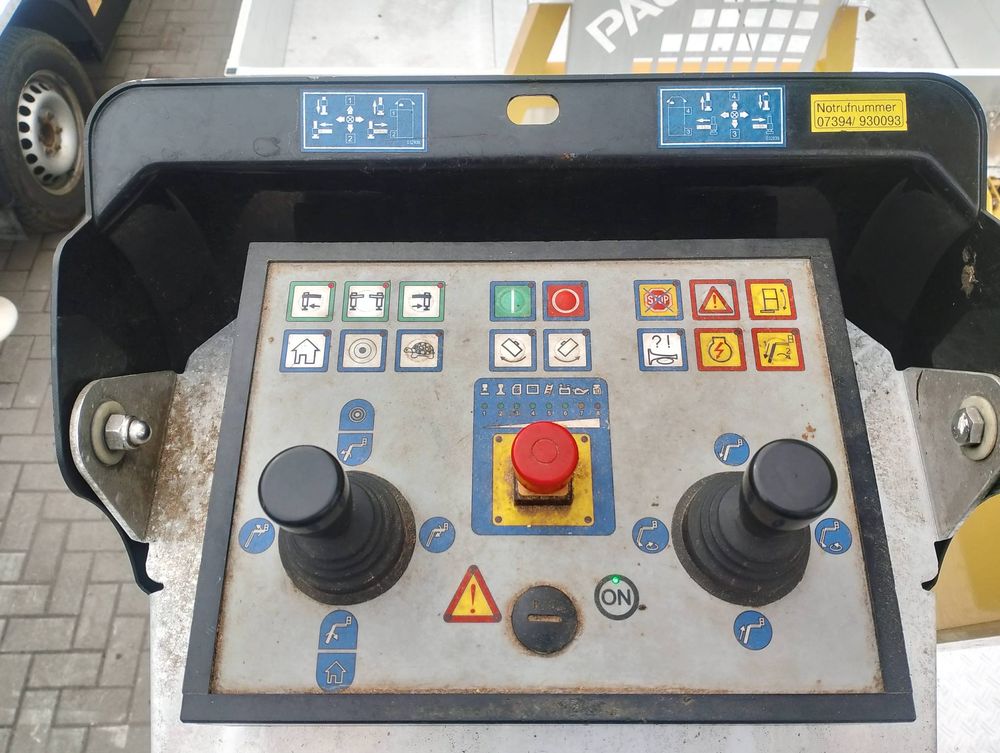 Podnośnika koszowy Zwyżka Pilot bdb stan 21 metrów OGON ! - zdjęcie 11