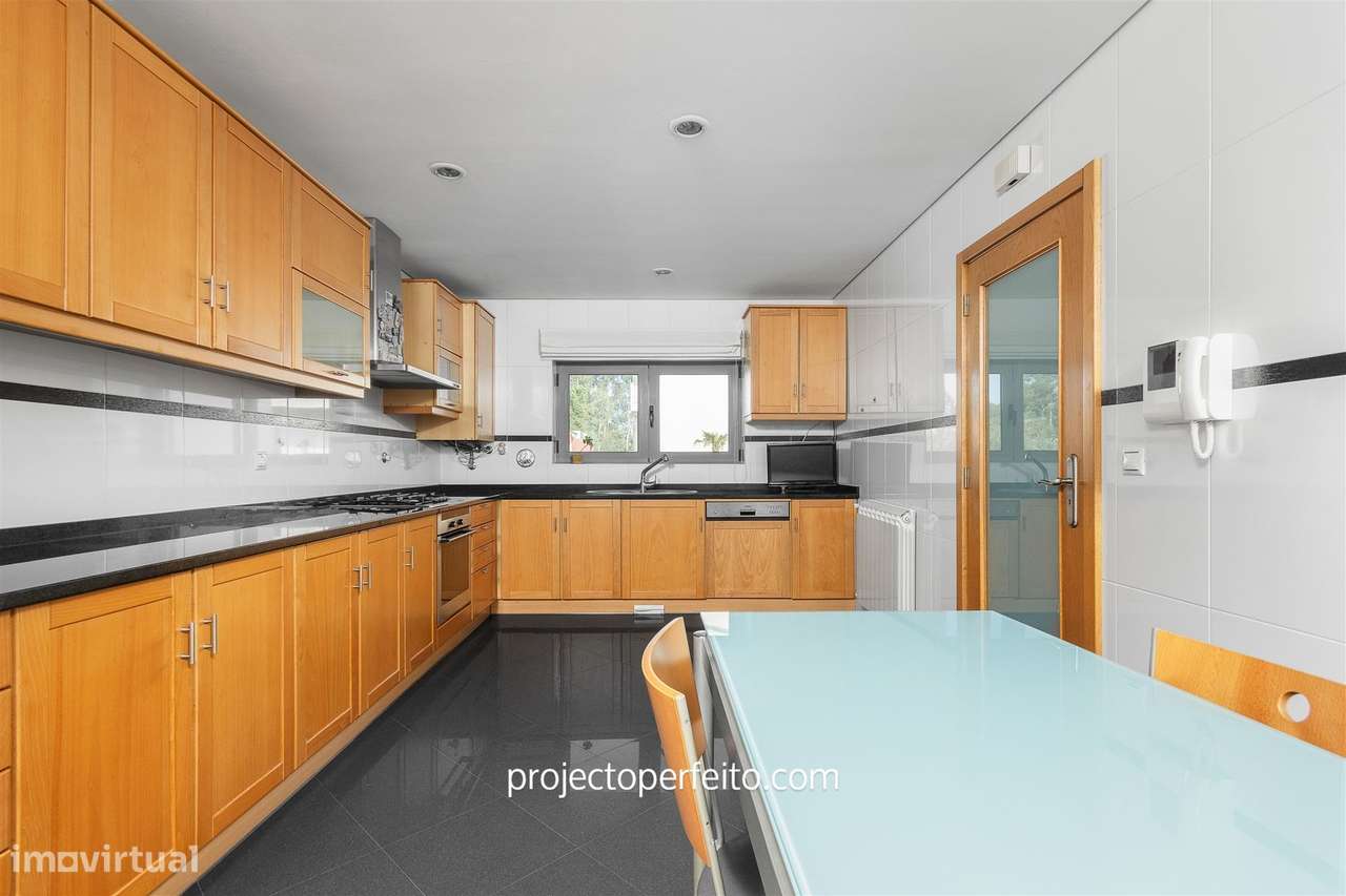 Moradia em Banda T4 Venda em Anta e Guetim,Espinho - Grande imagem: 2/29