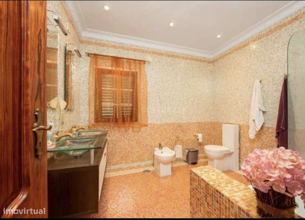 Moradia de Luxo T7 na quinta do Peru-22