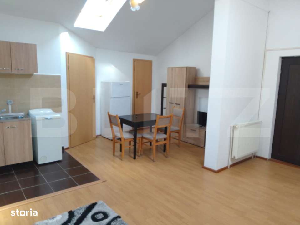 Apartament 3 camere, mobilat, parcare, zona Centrala Gilau - Imagine principală: 4/10