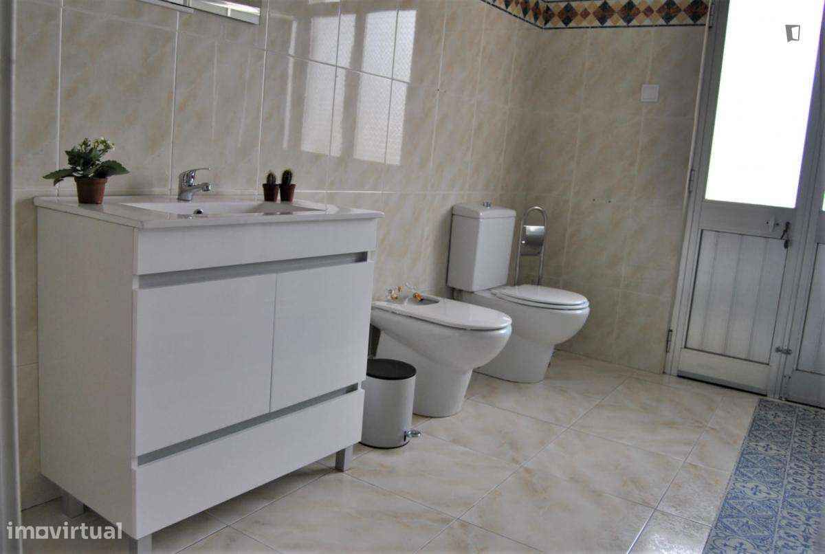 Quarto - localizado em Castelo branco - Grande imagem: 2/10