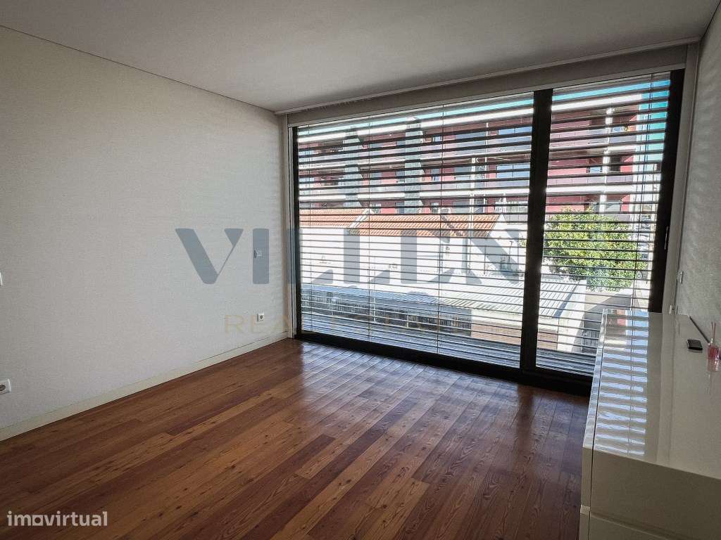 Moradia V4 em Guimarães-13